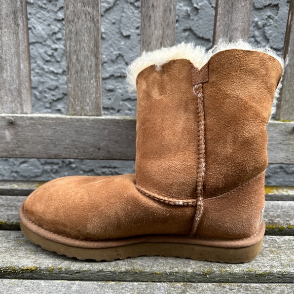UGG Bailey Button Boots - Picture 5 of 9